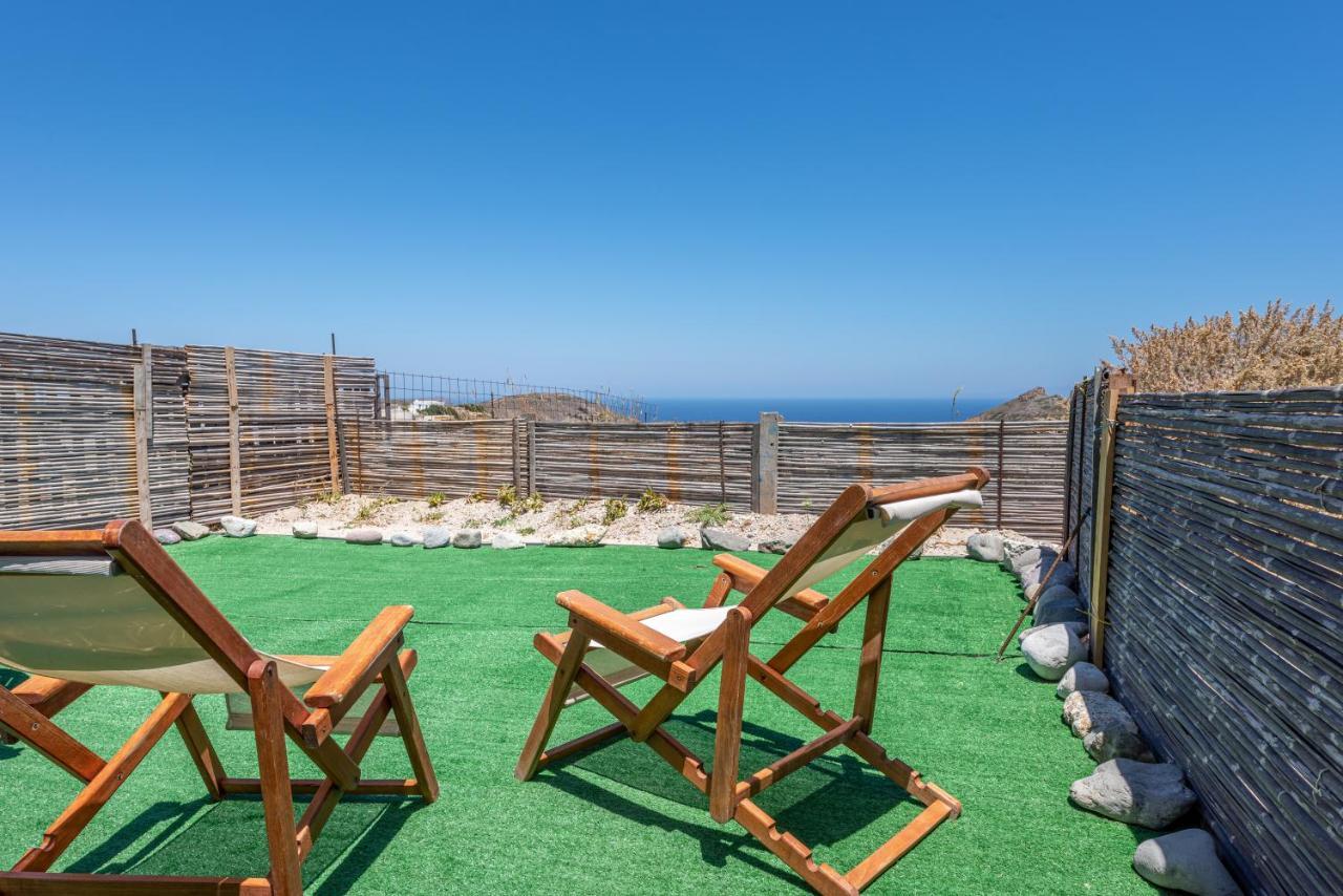 Plakes Sea View Apartment Plaka (Milos) Extérieur photo